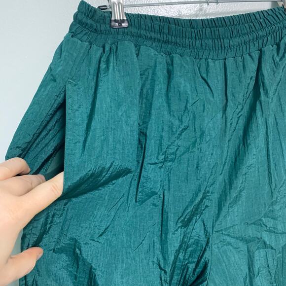 Energy Zone Vintage 80's Women's Nylon Sweatsuit Green White Jacket and Pants - Picture 9 of 9